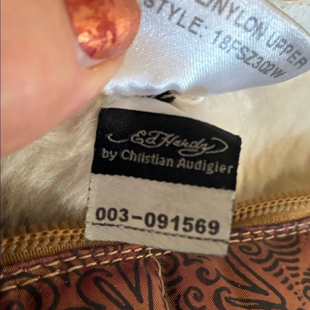 Ed Hardy Fleece Boots, women, 6 EUC Iconic Tattoo 